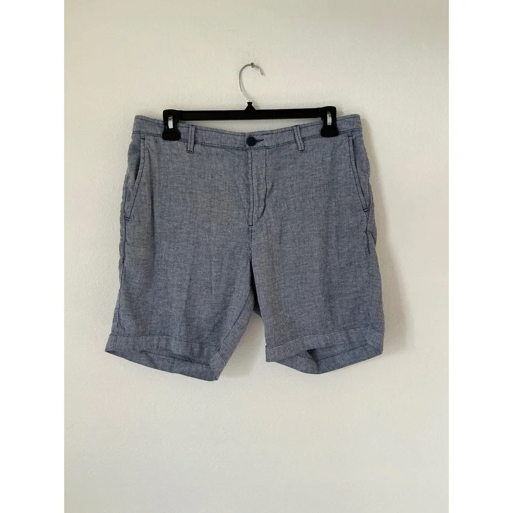 Tommy Bahama Mens 36 Blue Linen Blend Chambray Shorts Flat Front Resort Casual